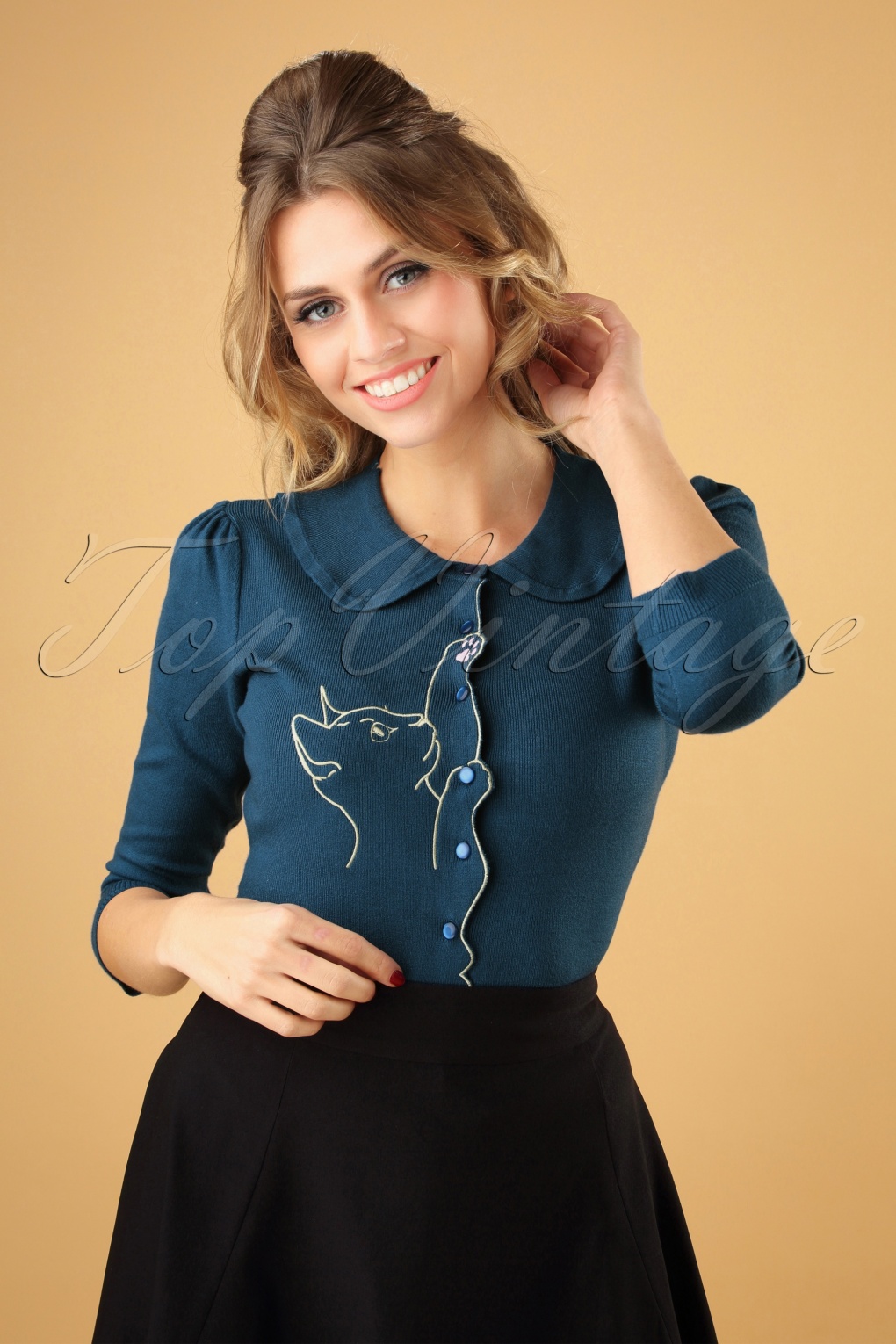 Cat Scallop Collar cardigan in teal