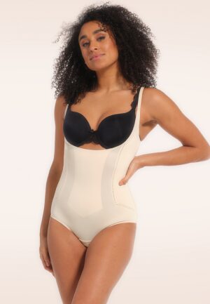 Dream Shaper Body Briefer in Latte