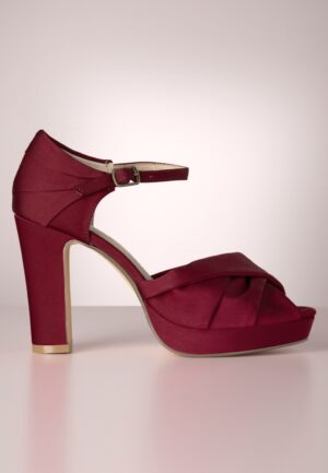 Gloria Satin Peeptoe pumps in bordeauxrood