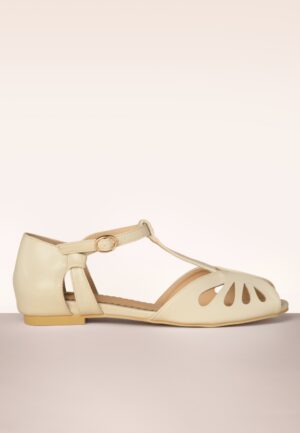 Secret Love flats in crème