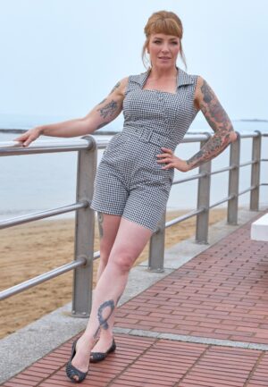 Vivien-Lou Checkered playsuit in zwart en wit
