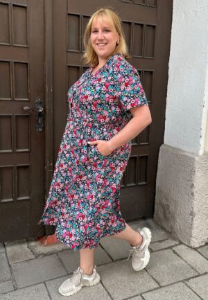 Tea Party jurk in zwart en multi