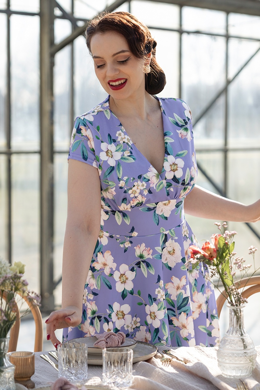 Topvintage exclusive ~ Esmeralda Floral swing jurk in paars