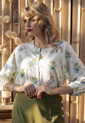 Cybil Colada blouse in ice cream
