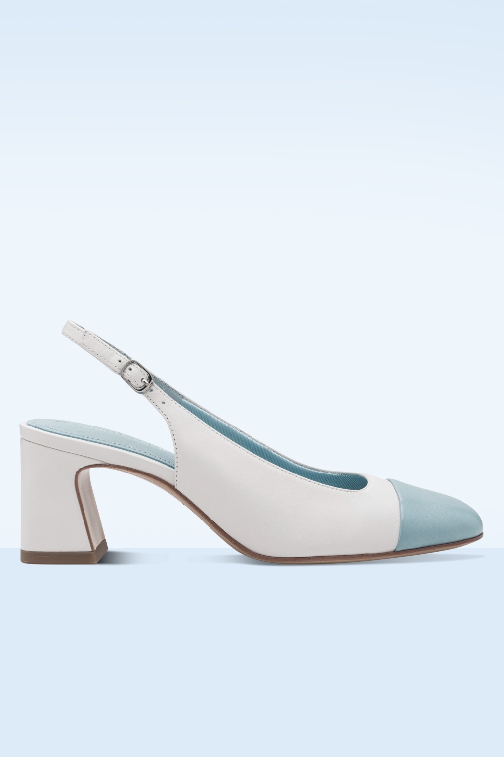 Sugar Sky slingback pumps in wit