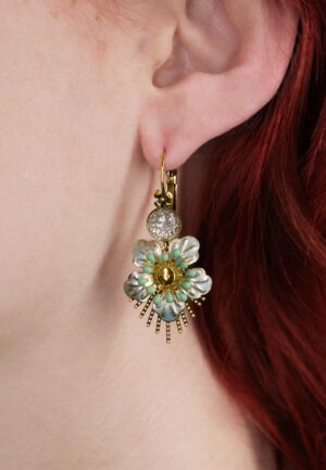 Raio Flower oorbellen in goud en mint