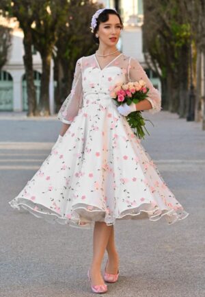Topvintage exclusive ~ Grace Elizabeth swing jurk met tule in wit