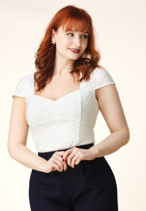 Topvintage Exclusive ~ Giulia broderie anglaise top in wit