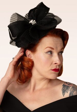 Lady Lou fascinator in zwart