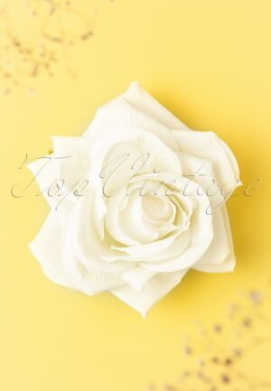 Scented Love Flower haarclip in romig wit
